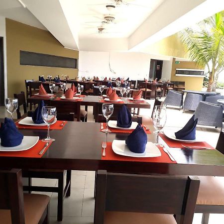 Hotel Makana Resort Тонсупа Екстер'єр фото