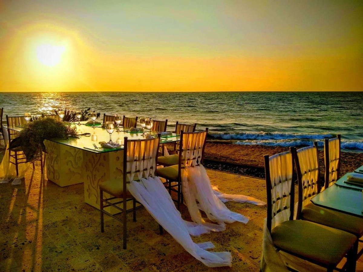 Hotel Makana Resort Тонсупа Екстер'єр фото